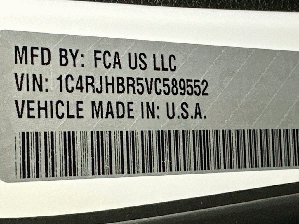 2027 Jeep Grand Cherokee Base