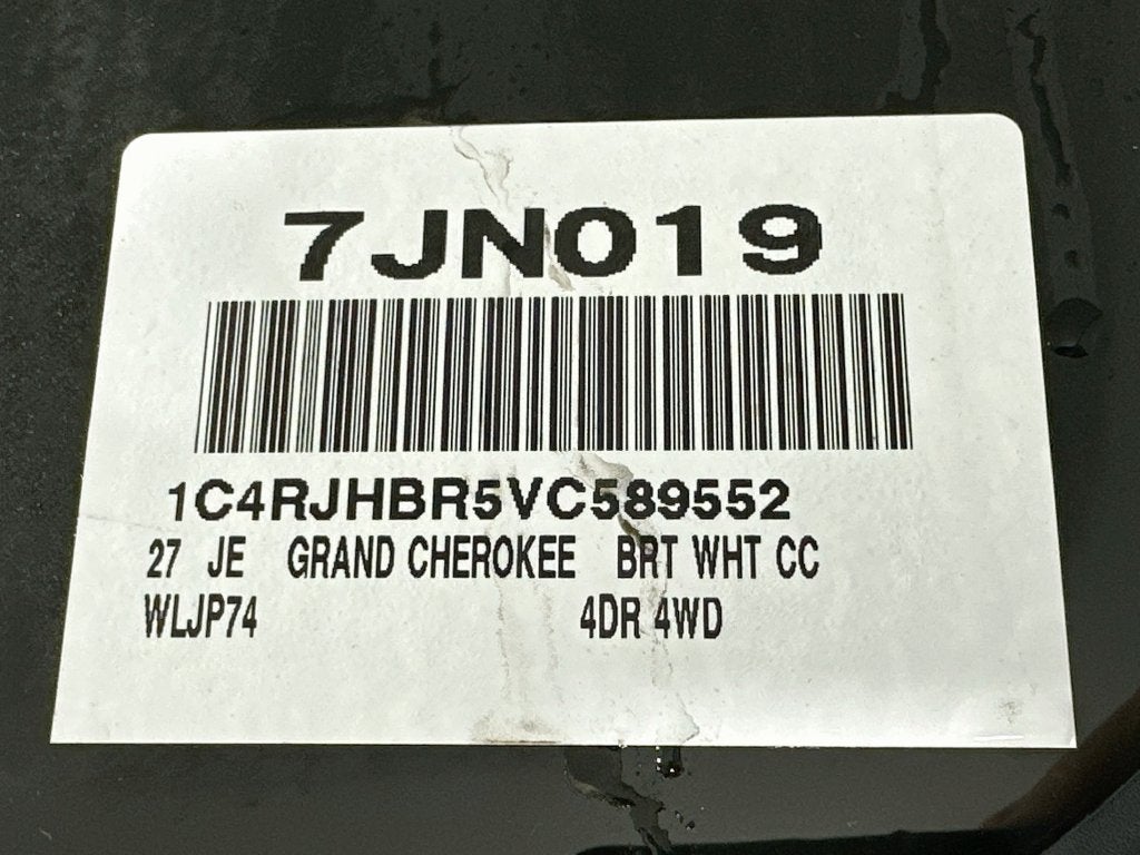 2027 Jeep Grand Cherokee Base