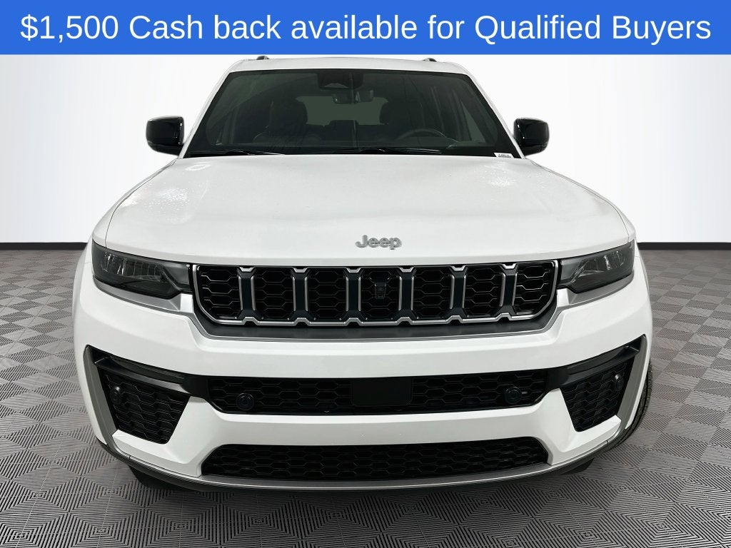 2027 Jeep Grand Cherokee Base