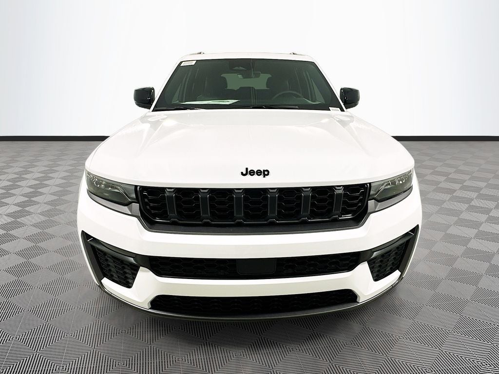 2026 Jeep Grand Cherokee Base