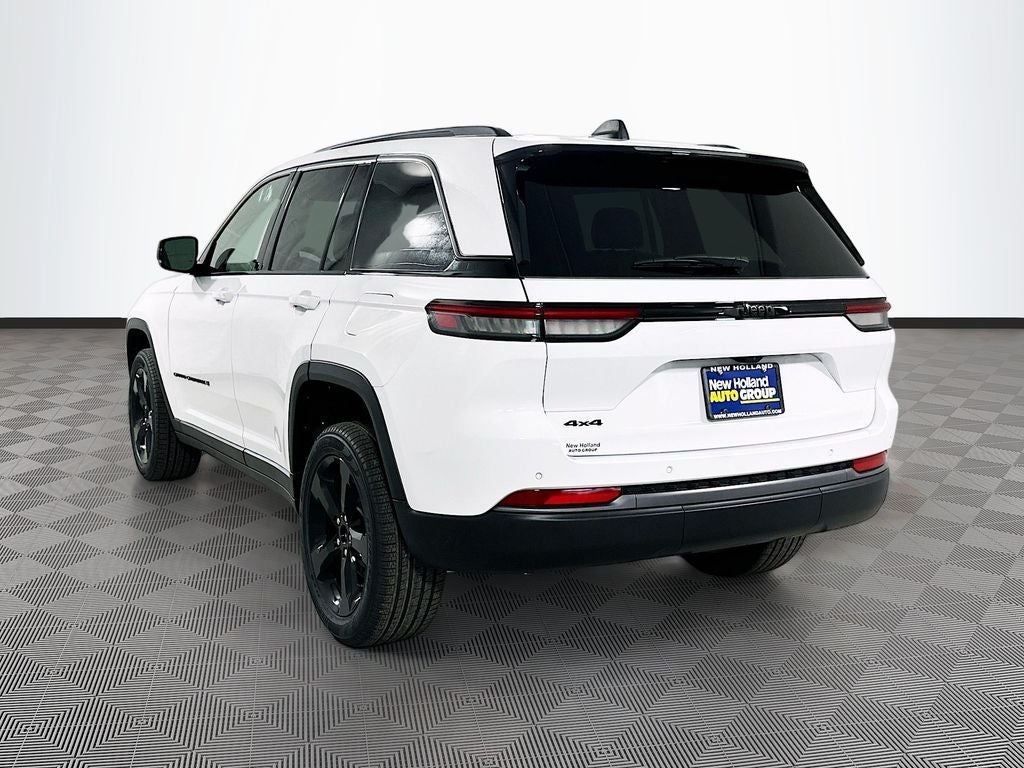 2026 Jeep Grand Cherokee Base
