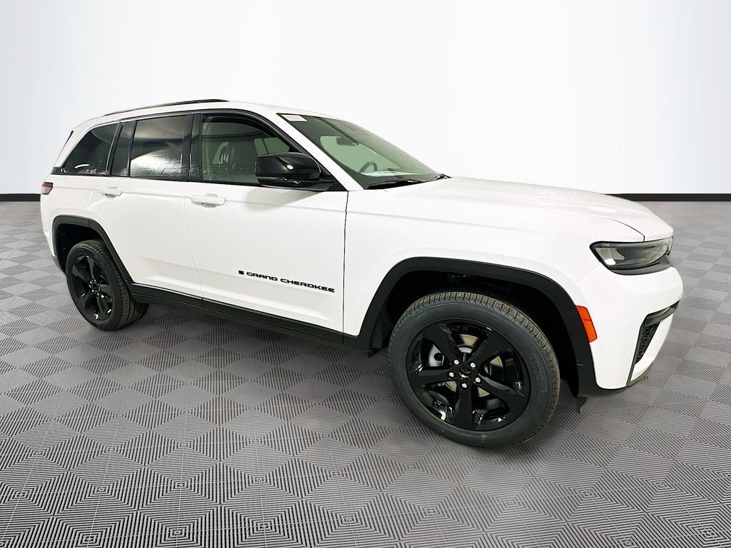 2026 Jeep Grand Cherokee Base