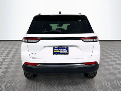 2026 Jeep Grand Cherokee Base