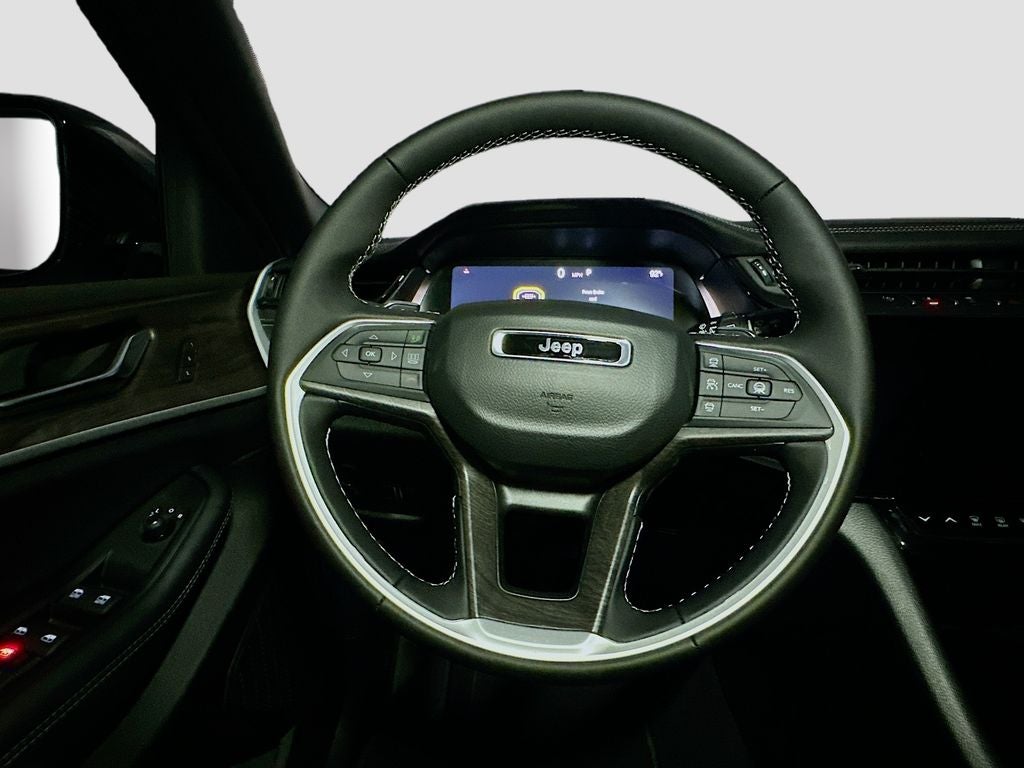 2026 Jeep Grand Cherokee Base