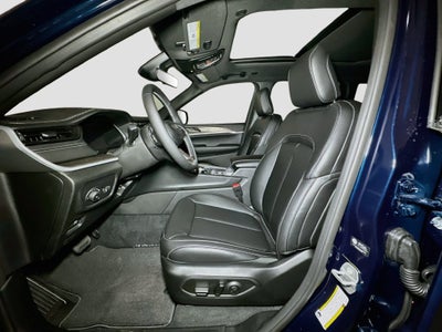 2027 Jeep Grand Cherokee Base