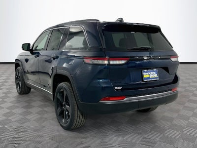 2027 Jeep Grand Cherokee Base