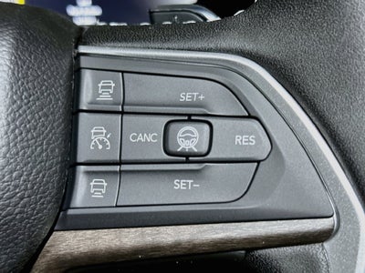 2027 Jeep Grand Cherokee Base