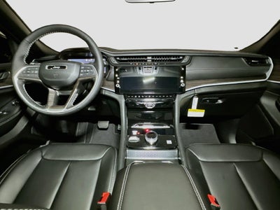 2027 Jeep Grand Cherokee Base
