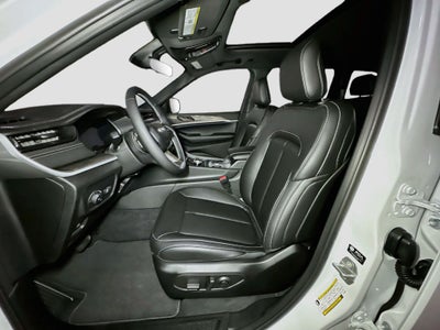2026 Jeep Grand Cherokee Base