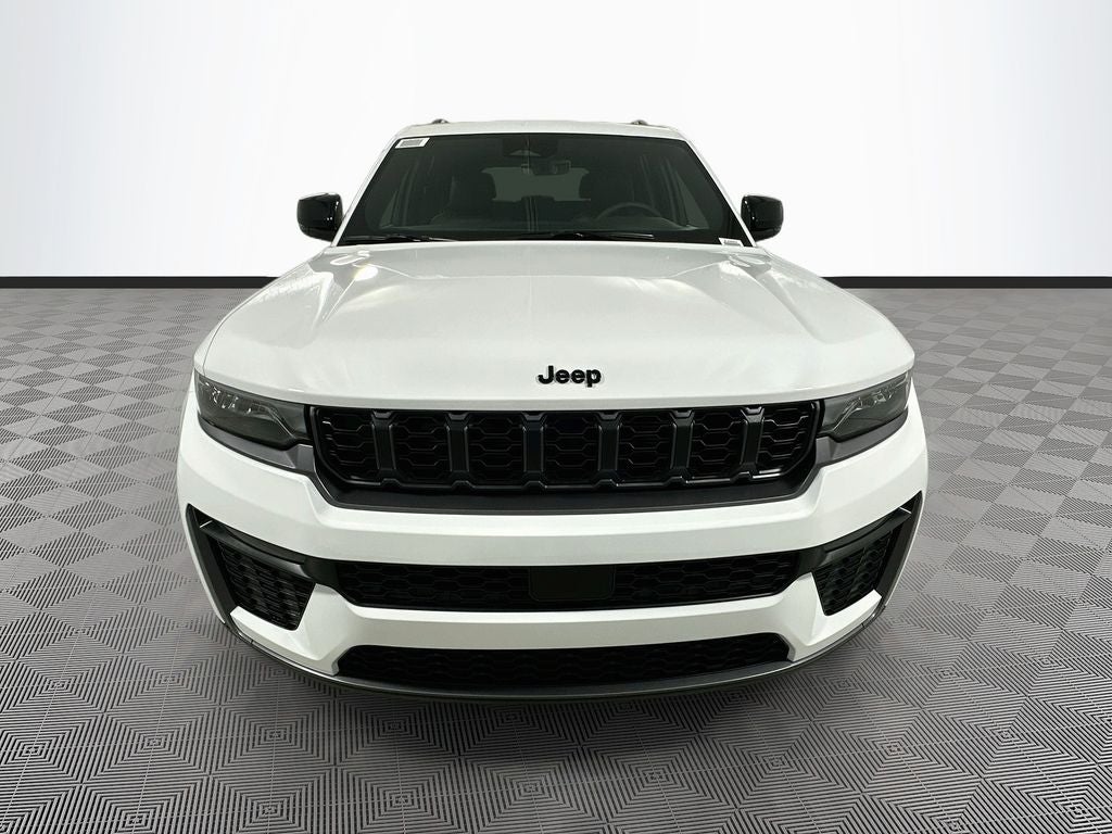 2026 Jeep Grand Cherokee Base