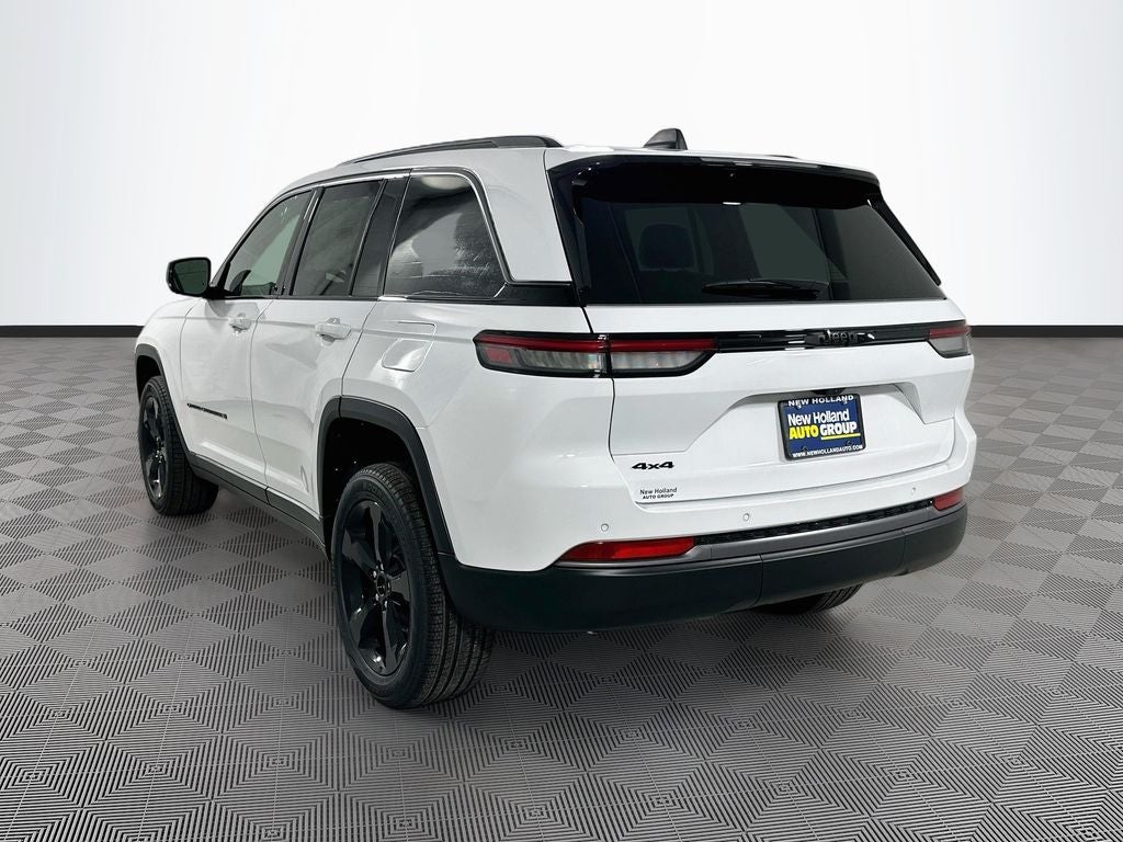 2026 Jeep Grand Cherokee Base