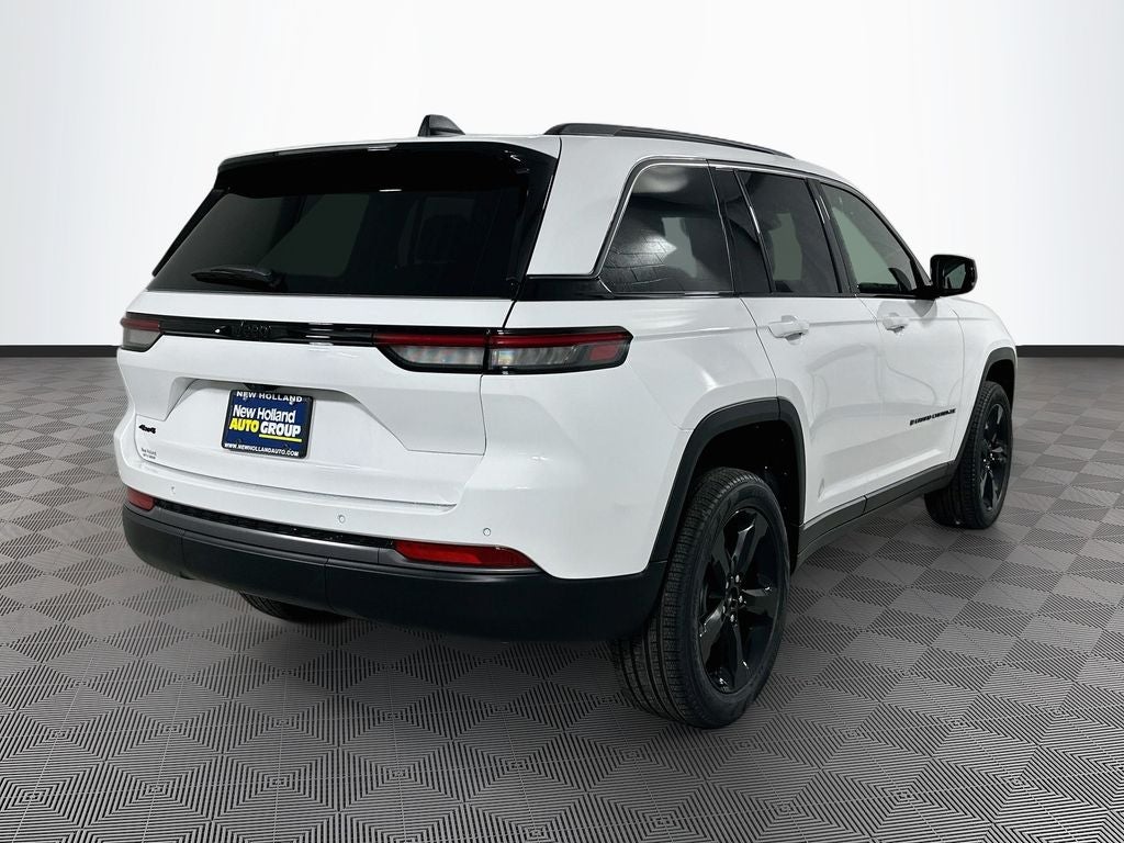 2026 Jeep Grand Cherokee Base