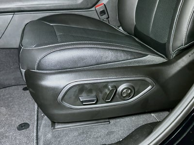 2027 Jeep Grand Cherokee Base