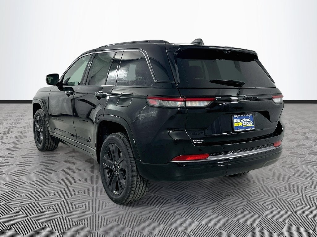 2027 Jeep Grand Cherokee Base