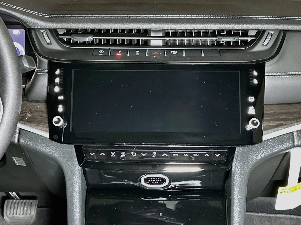 2027 Jeep Grand Cherokee Base
