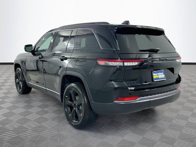 2027 Jeep Grand Cherokee Base