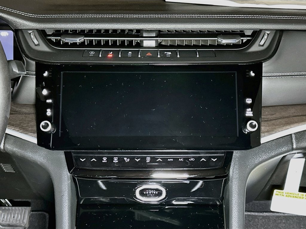 2027 Jeep Grand Cherokee Base