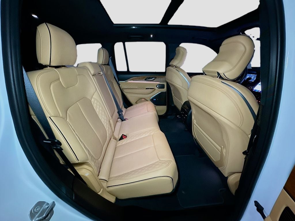 2025 Jeep Grand Cherokee Summit Reserve