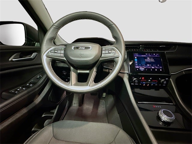 2024 Jeep Grand Cherokee L Laredo