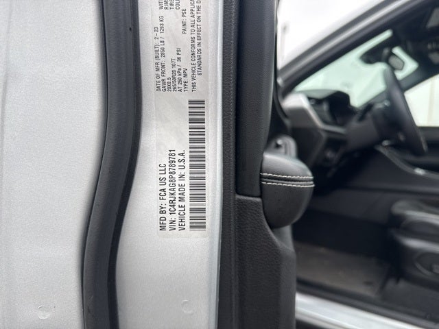 2023 Jeep Grand Cherokee L Altitude