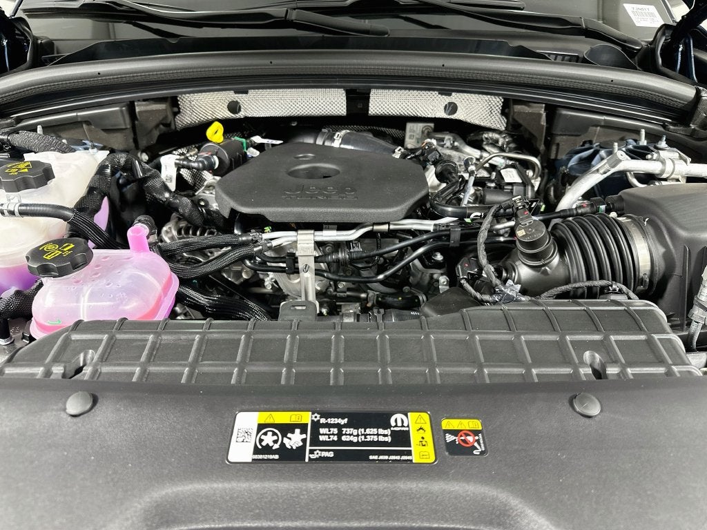 2027 Jeep Grand Cherokee L Base