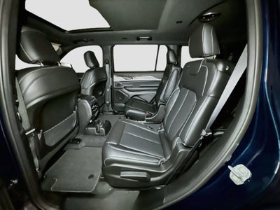 2027 Jeep Grand Cherokee L Base