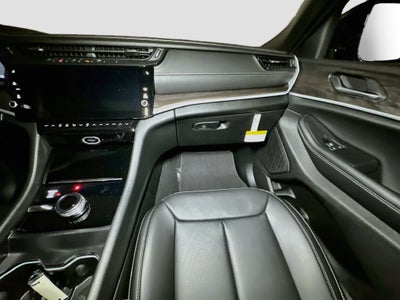 2027 Jeep Grand Cherokee L Base