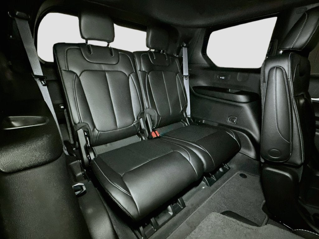 2027 Jeep Grand Cherokee L Base