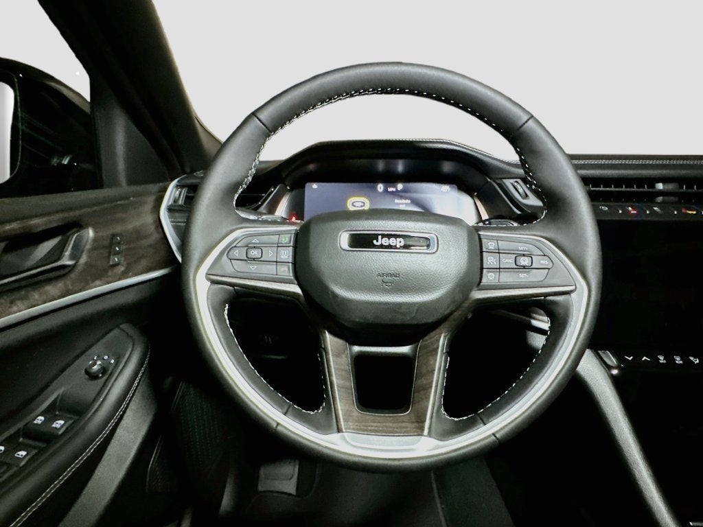 2027 Jeep Grand Cherokee L Base