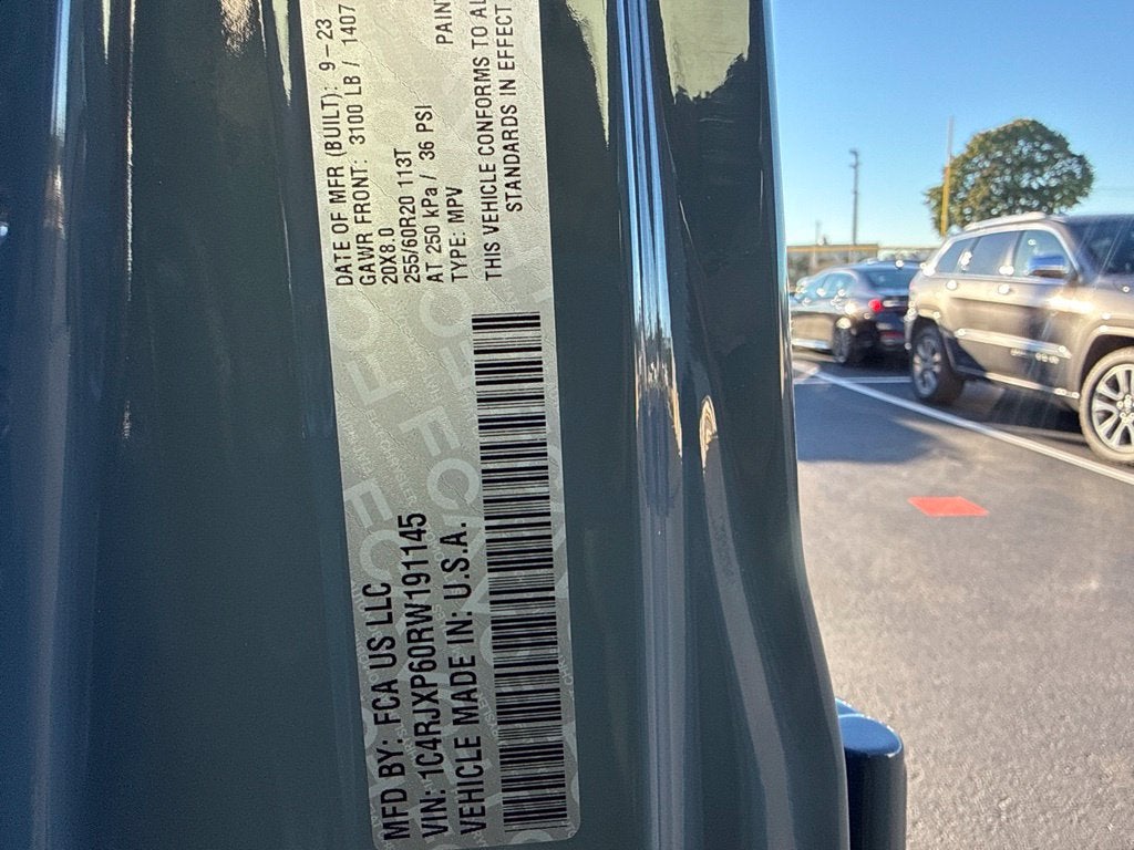 2024 Jeep Wrangler Sahara 4xe