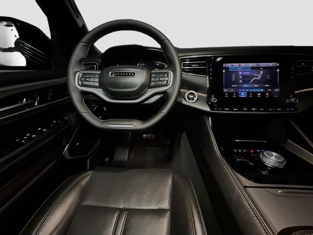 2025 Jeep Wagoneer Base