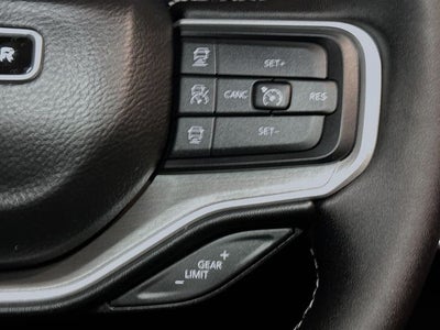 2025 Jeep Wagoneer Base