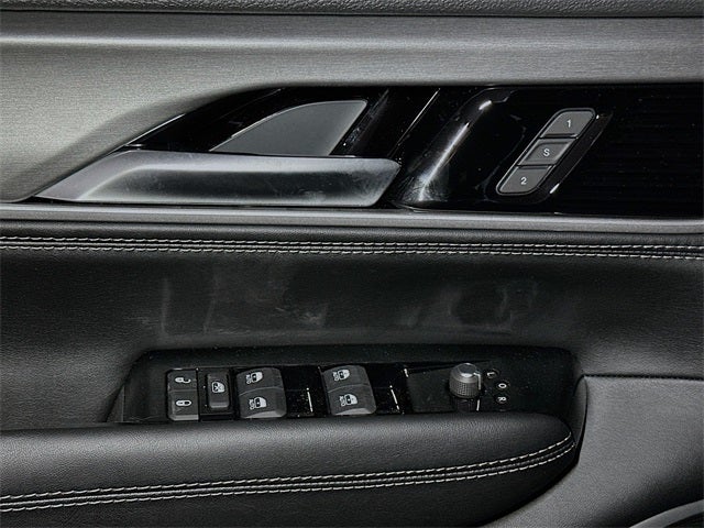 2026 Jeep Grand Wagoneer Base