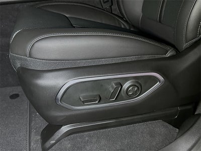 2026 Jeep Grand Wagoneer Base