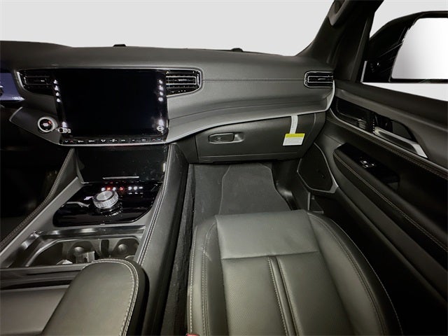 2026 Jeep Grand Wagoneer Base