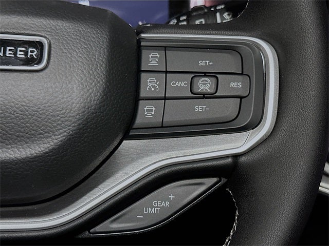 2026 Jeep Grand Wagoneer Base