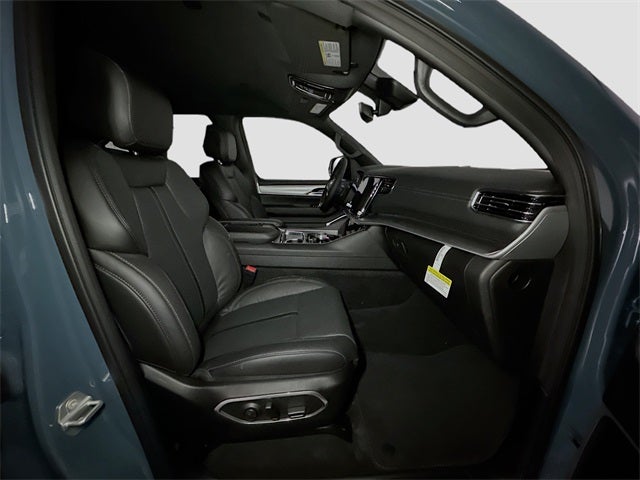 2026 Jeep Grand Wagoneer Base