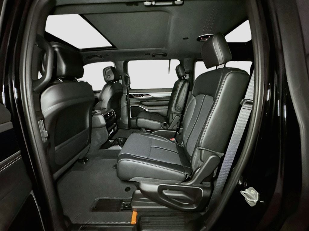 2026 Jeep Grand Wagoneer Limited Altitude