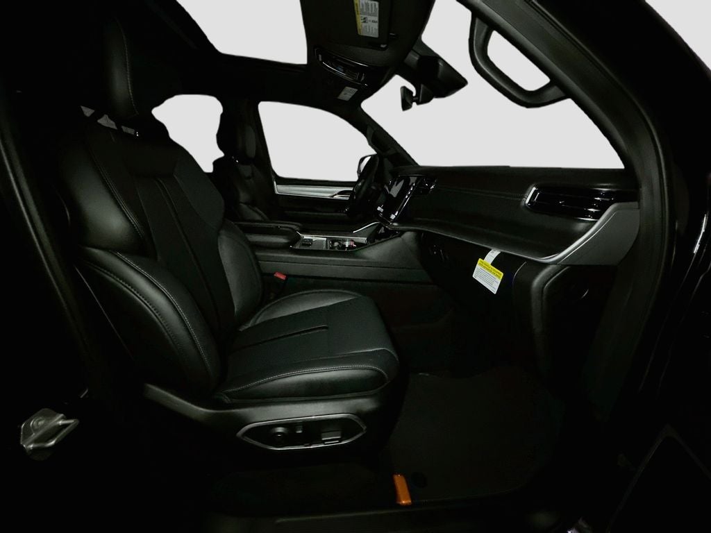2026 Jeep Grand Wagoneer Limited Altitude