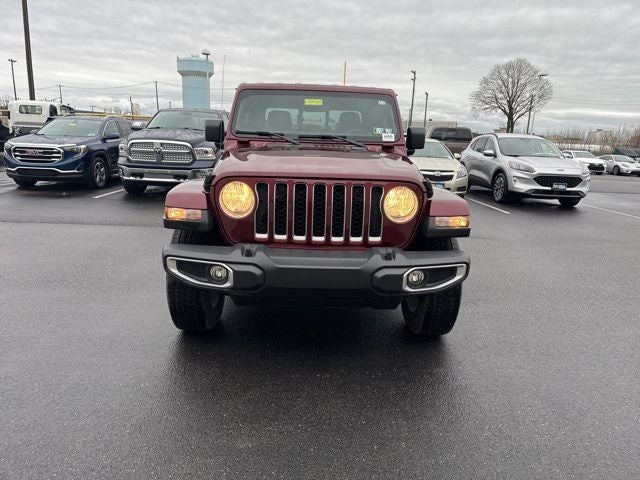 2022 Jeep Gladiator Overland