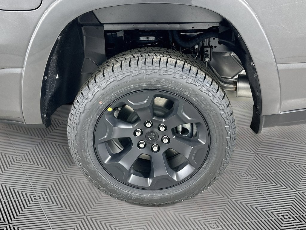 2027 RAM 1500 Big Horn/Lone Star
