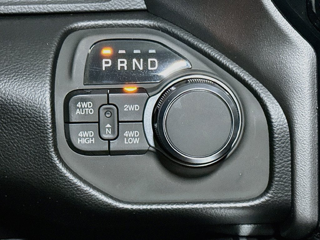 2027 RAM 1500 Big Horn/Lone Star