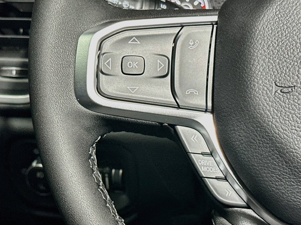2027 RAM 1500 Big Horn/Lone Star