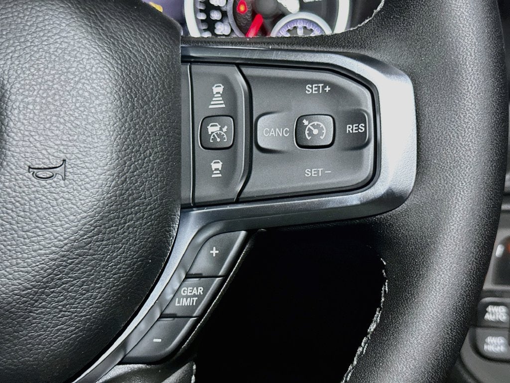 2027 RAM 1500 Big Horn/Lone Star