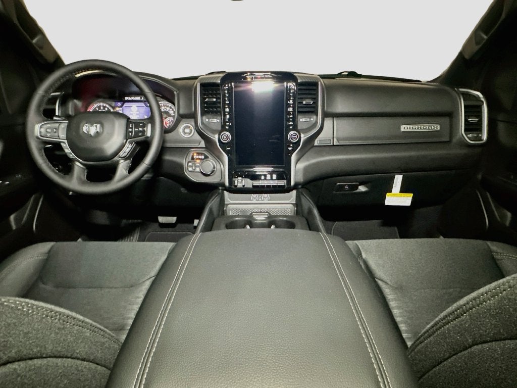 2027 RAM 1500 Big Horn/Lone Star