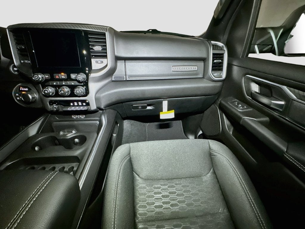 2027 RAM 1500 Big Horn/Lone Star