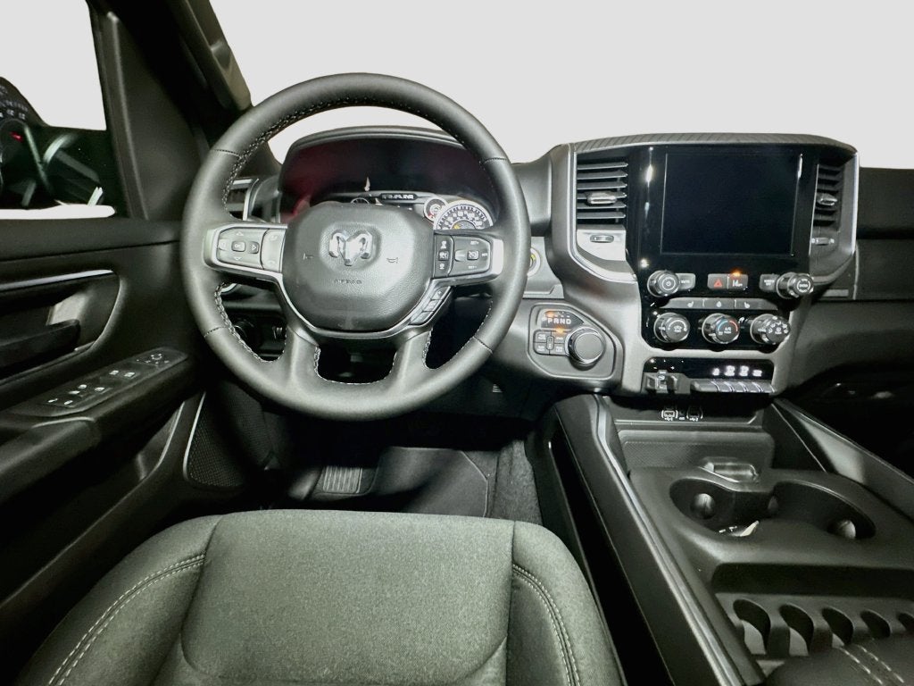 2027 RAM 1500 Big Horn/Lone Star