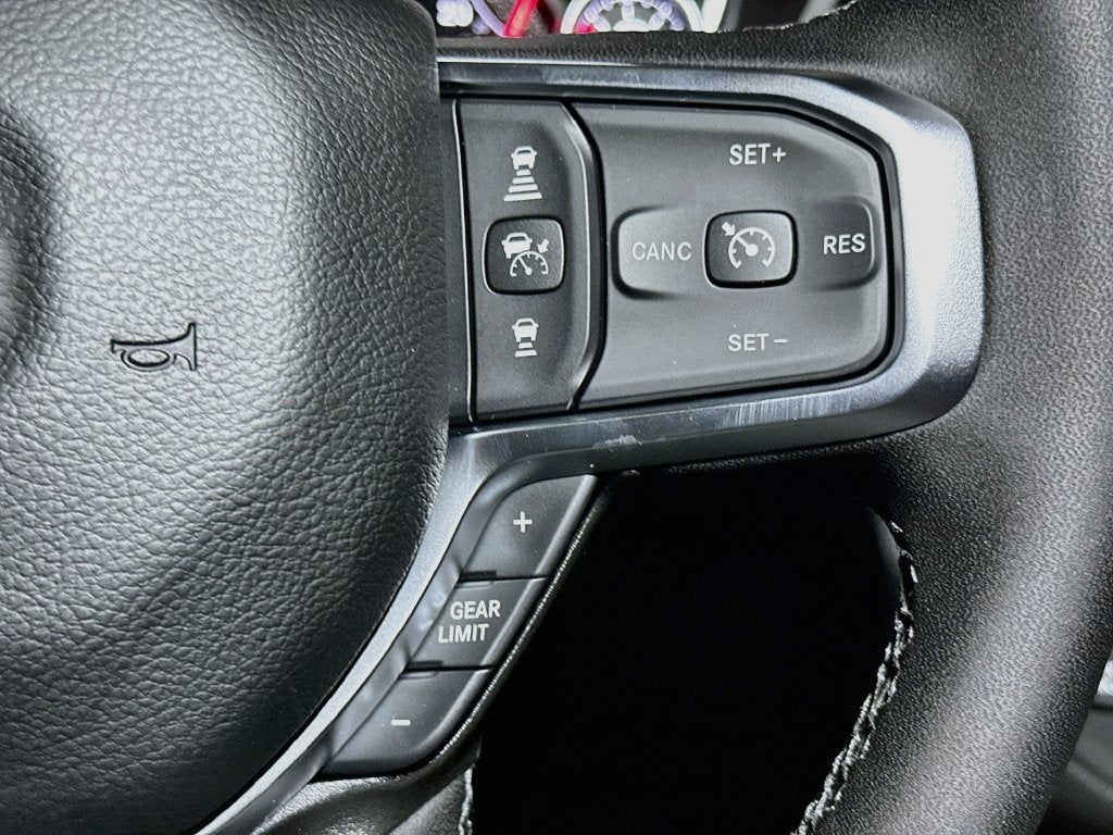 2027 RAM 1500 Big Horn/Lone Star