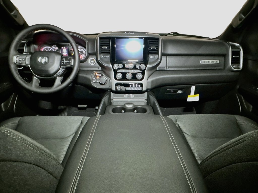 2027 RAM 1500 Big Horn/Lone Star