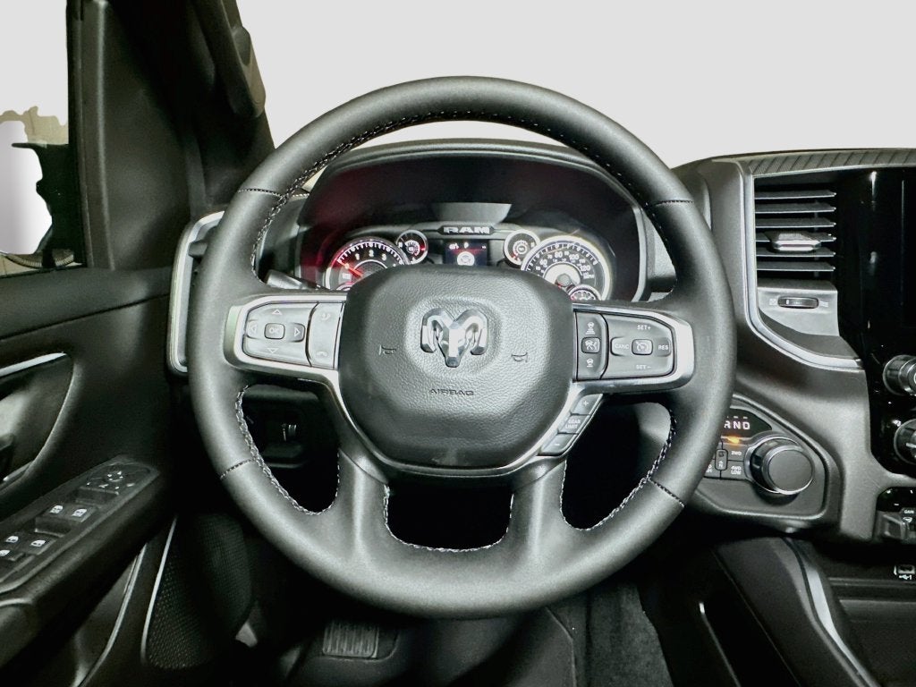 2027 RAM 1500 Big Horn/Lone Star